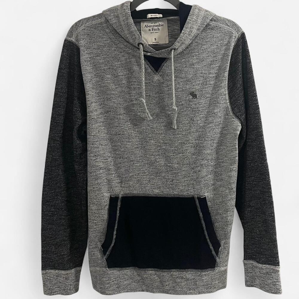 Vintage 2000s Y2K Abercrombie & Fitch “Muscle” Hoodie Pullover